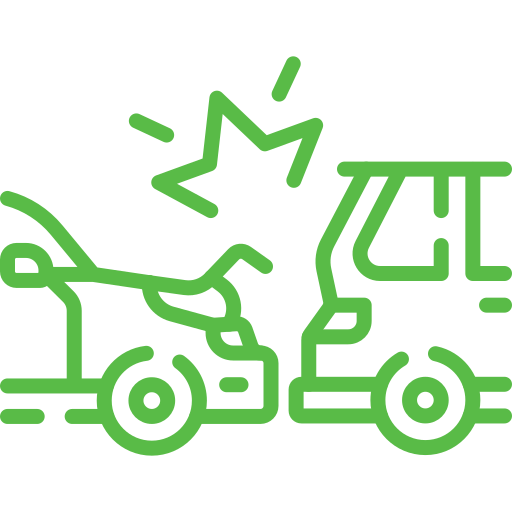 Symbol, das einen Autounfall zeigt. Die Umrisse zeigen zwei kollidierende Fahrzeuge, zwischen denen sich ein Aufprall ereignet. Die Fahrzeuge sind in einem einfachen, modernen Linienstil gehalten und grün vor einem transparenten Hintergrund gefärbt.